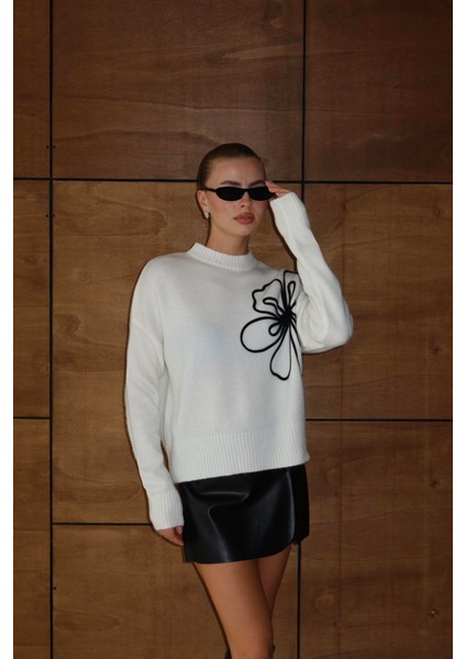 Çiçek Desenli Triko Kazak modelleri