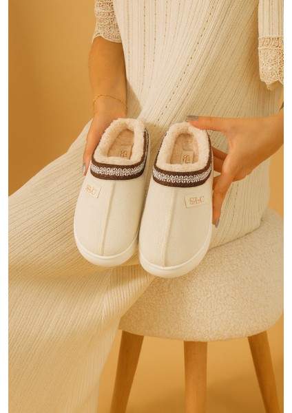 Kadın Kalın Tabanlı Içi Kürklü Sıcak Astarlı Kışlık Saraçlı Iç Dış Mekan Ev Terliği Sokak Modası