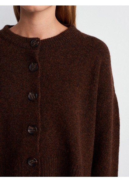 60280 Yanları Yırtmaçlı Yün Karışımlı Triko Hırka-Kahve M. fırsatları