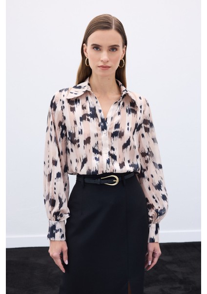 Geniş Manşetli Desenli Gömlek - Bej fırsatları