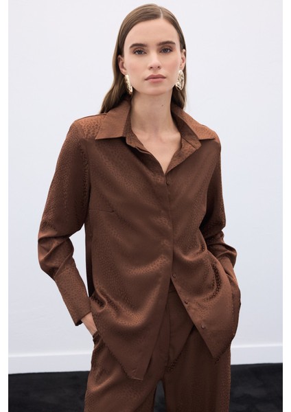 Jakarlı Düz Gömlek - Kahve