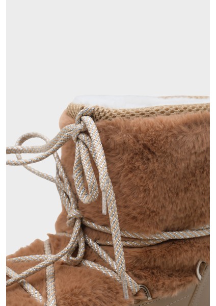 Yuvarlak Burunlu Kalın Tabanlı Kürklü Kadın Kar Botu