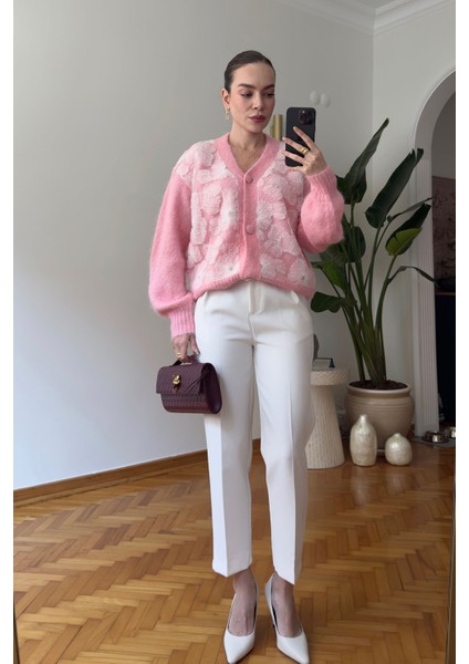 Çiçek Detaylı Özel Triko Hırka- Pembe fırsatları