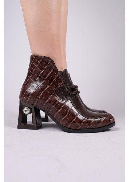 Hibbing Topuk Detaylı Fermuarlı Topuklu Bootie Kahverengi modelleri