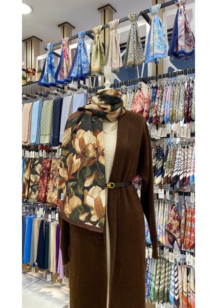 Manolya Bahçesi Desenli Şal Kahverengi Krem