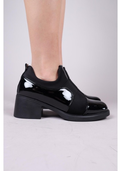 Velın Rugan Garnili Topuklu Bootie Siyah