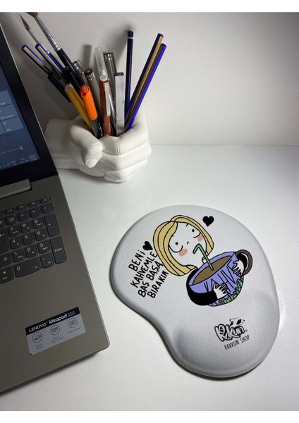 Kahvekolik Kız Baskılı Bilek Destekli Renkli Mouse Pad 24 cm x 25 cm Boyut