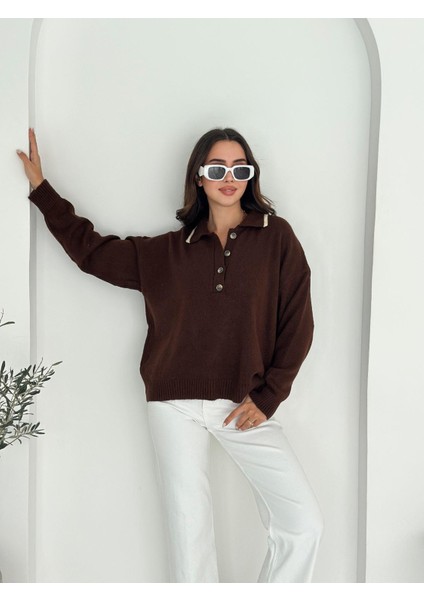 Polo Yaka Düğmeli Yumuşak Dokulu Triko Kazak