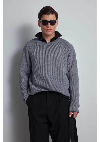 Erkek Oversize Yıkamalı Distressed Triko Kazak Gri