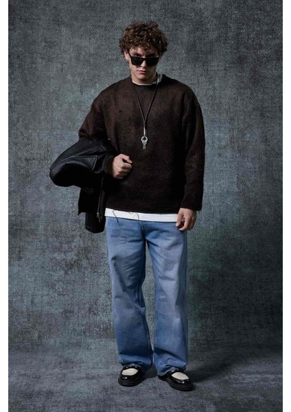 Erkek Yünlü Relax Fit Triko Kazak Kahverengi fırsatları