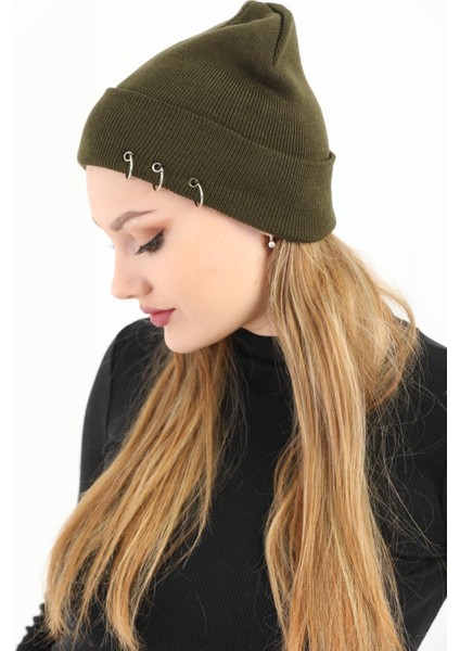 Kadın Haki Piercingli Kışlık Bere modelleri