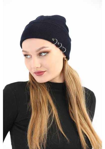 Kadın Lacivert Piercingli Kışlık Bere fırsatları