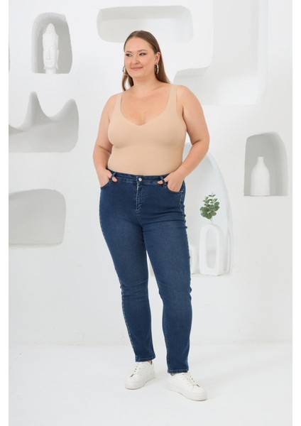 Yanları Taş Baskılı Büyük Beden Kot Pantolon Mavi fırsatları