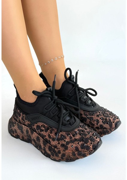 Rimay Kahverengi Cilt Boncuk Işlemeli Spor Ayakkabı - Lisinya