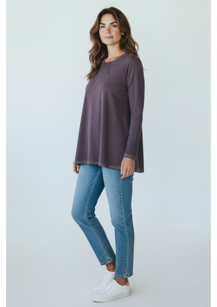 Kadın Yaka ve Kol Ağzı Taşlı Etek Desenli Bluz fiyatları