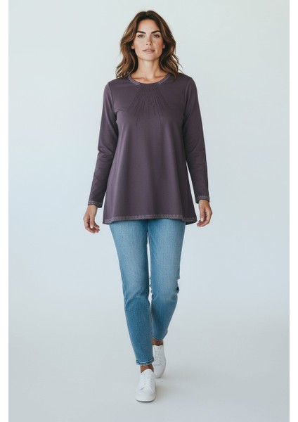 Kadın Yaka ve Kol Ağzı Taşlı Etek Desenli Bluz fırsatları