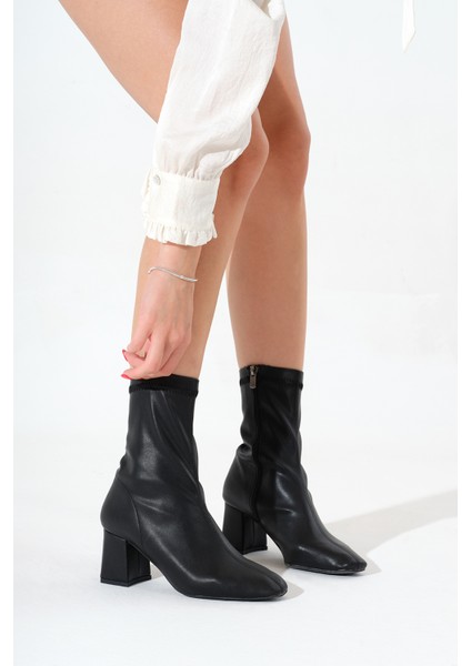 Kadın Siyah Tpu Taban Küt Burunlu Fermuarlı Topuklu Bot