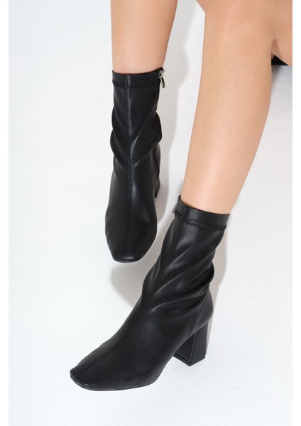 Kadın Siyah Tpu Taban Küt Burunlu Fermuarlı Topuklu Bot modelleri