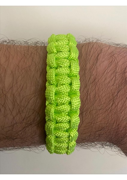 Açık Yeşil Paracord Bileklik modelleri