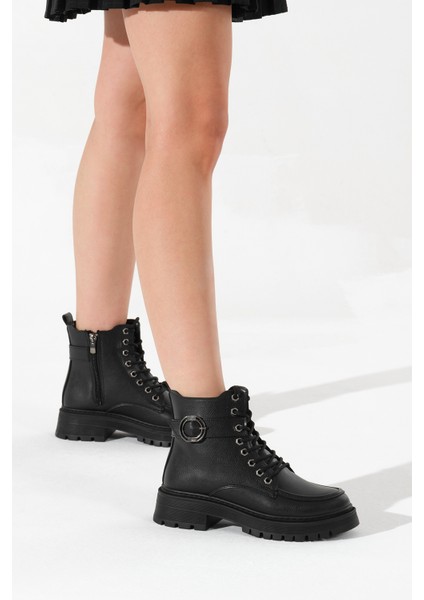 Kadın Siyah Kalın Termo Taban Yuvarlak Tokalı Bağcıklı ve Fermuarlı Bot