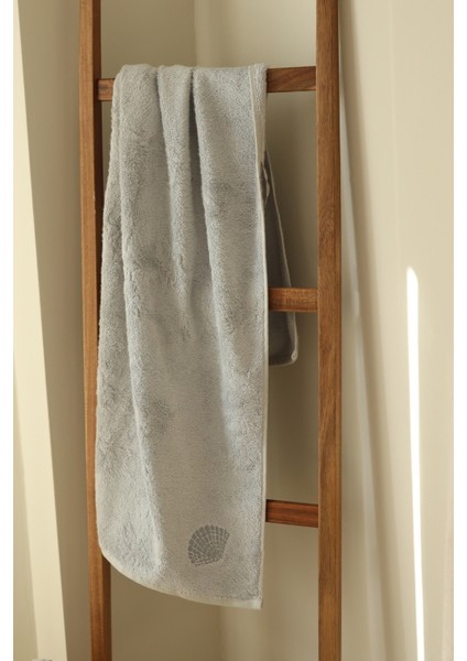 Sedef Bambu Nakışlı Banyo Havlusu 70X140 cm fiyatları
