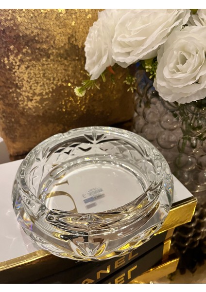 Cam Büyük Boy Küllük modelleri