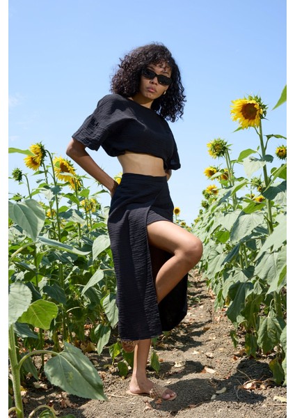 Midnight Breeze – Çift Katlı Müslin Yırtmaçlı Etek