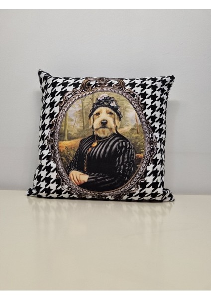 Köpek Hanımefendi Kaz Ayağı Desen Kırlent Kılıfı