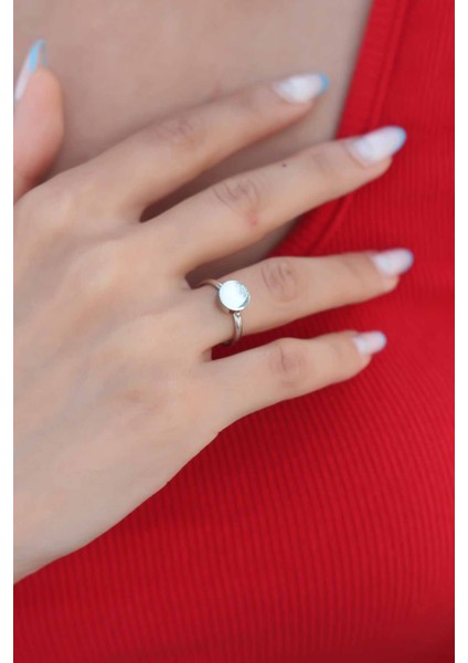 Yuvarlak Plaka Gümüş Renk Kadın Yüzük fiyatları