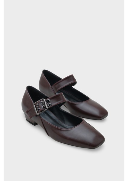 Darell Kısa Topuklu Küt Burunlu Bantlı Mary Jane Kadın Ayakkabı modelleri