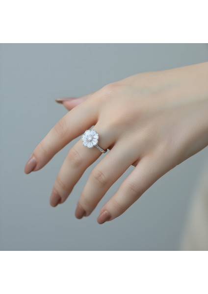 925 Ayar Gümüş Çiçek Model Baget Taşlı Kadın Yüzük | Zarif ve Işıltılı Tasarım modelleri