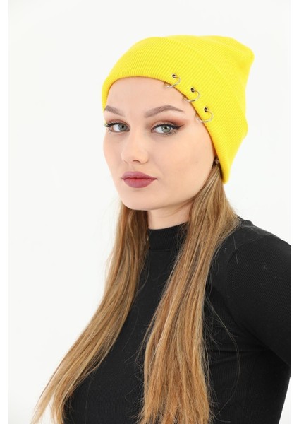 Kadın Sarı Piercingli Kışlık Bere fiyatları