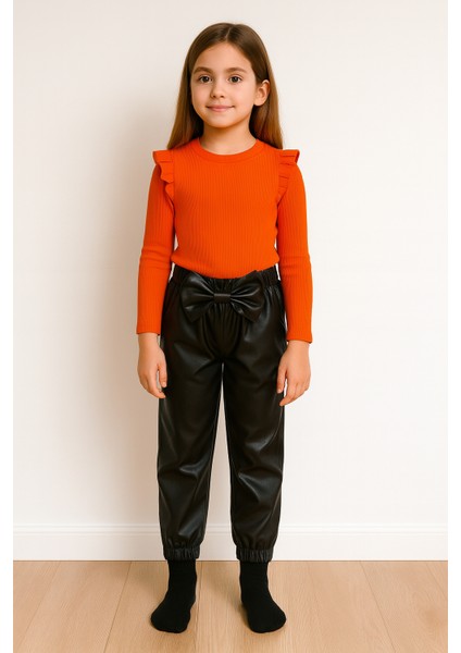 kız Çocuk, 3 Lü Set Siyah Deri Fiyonk Detaylı Pantolon, Turuncu Omuzu Fırfırlı Badi ve Saç Bandı Takımı.