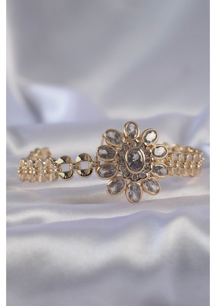 Pirinç Gold Renk Iri Zirkon Taşlı Çiçek Figürlü Bileklik - Lisinya fırsatları