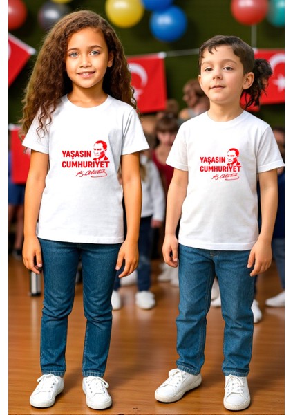 Çocuk Unisex "yaşasın Cumhuriyet" Baskılı %100 Pamuk T-Shirt