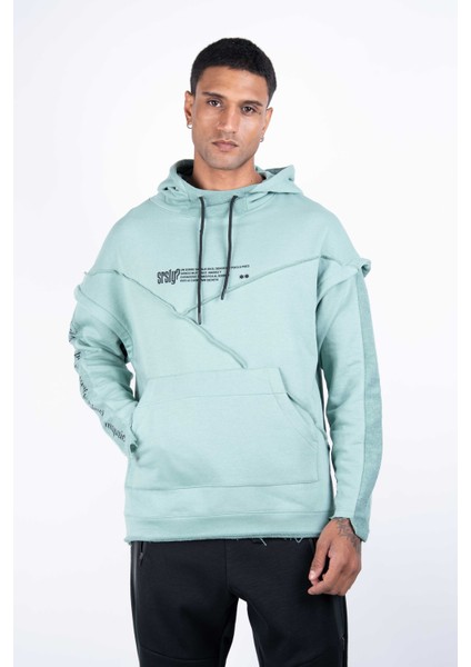 Erkek Regular Fit Kapüşonlu Omuz Detaylı Baskılı Sweatshirt