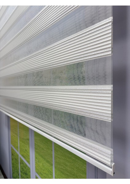 Anka Serisi Gri Simli Zebra Perde – Gündüz Gece Kullanım, Stor Mekanizmalı fırsatları