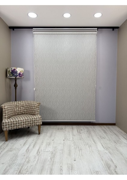 Eva Serisi – Su Yolu Desenli Çift Mekanizmalı Açık Gri Perde fırsatları