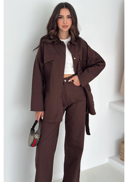 Kadın Ceket Pantolon Kuşak Detaylı Takım – Şehirli & Sofistike Stil