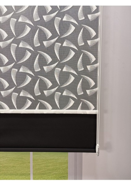Nova Serisi – Üç Yaprak Desenli Çift Mekanizmalı Siyah Perde