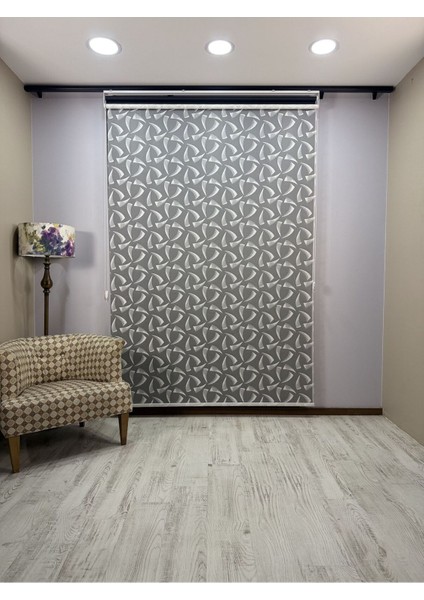 Nova Serisi – Üç Yaprak Desenli Çift Mekanizmalı Siyah Perde indirimleri