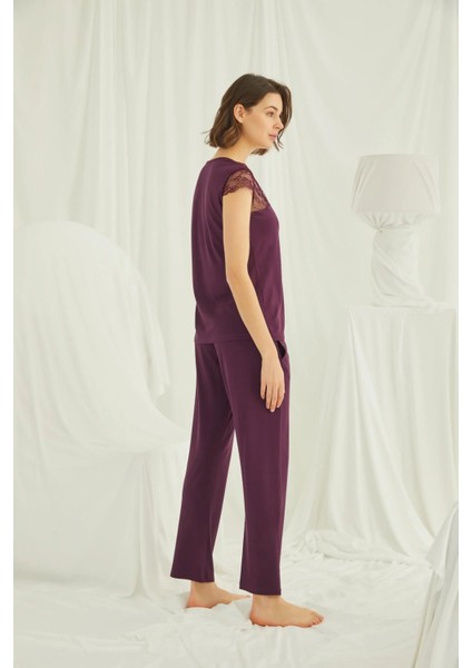 Monamise Yakası Kolu ve Omzu Dantelli Önü Düğmeli Pijama Takımı indirimleri