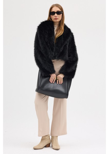 Kadın Premium Yakalı Kısa Suni Kürk fırsatları