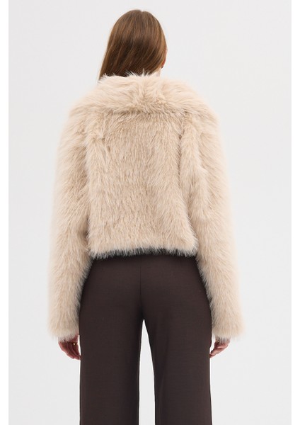 Kadın Premium Yakalı Kısa Suni Kürk