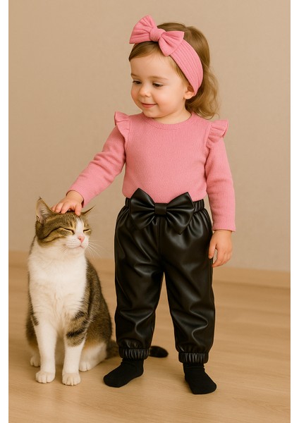 kız Çocuk, 3 Lü Set Siyah Deri Fiyonk Detaylı Pantolon, Pembe Omuzu Fırfırlı Badi ve Saç Bandı Takımı. indirimleri