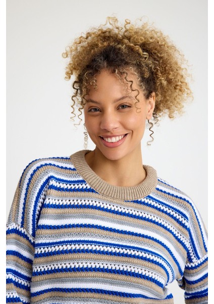 Kadın Trend Delikli Günlük Mavi Crop Kazak indirimleri