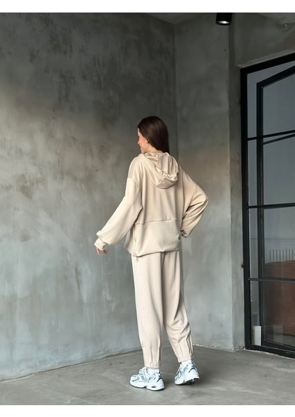 Kadın Oversize Fermuarlı Kapüşonlu Sweatshirt Pileli Paça Tesettüre Uygun Spor Şık Eşofman Takımı fırsatları