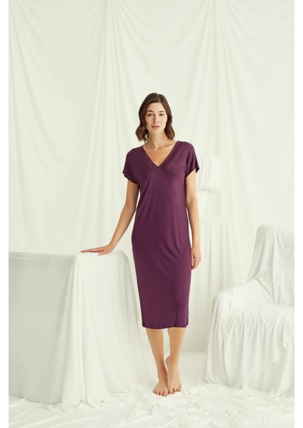 Monamise Yakası Dantelli Kısa Kollu Gecelik modelleri