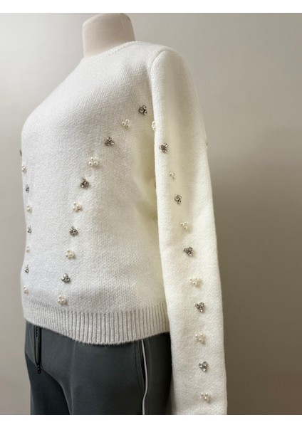 Kadın Taş Işlemeli Kazak indirimleri