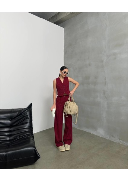Kadın Bordo Çizgili Takım – Şık, Modern ve Zamansız Stil | Crop Yelek & Palazzo Pantolon Takımı modelleri